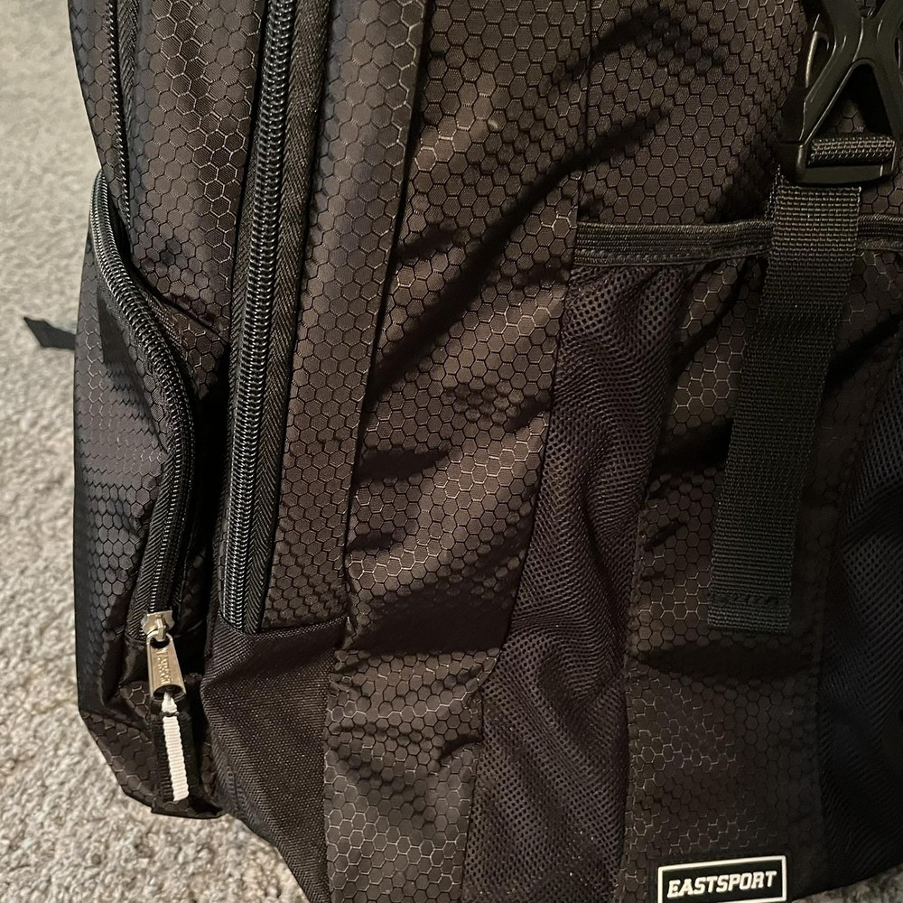 EASTSPORT Backpack One Size Black External Pockets Padded Straps Zip Fastener