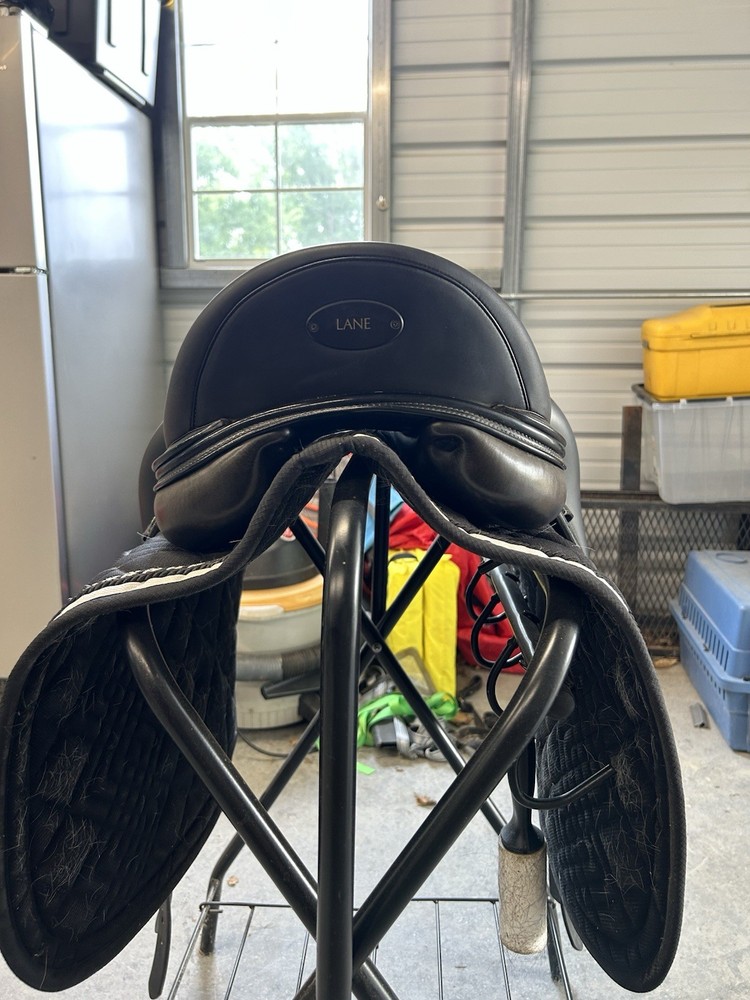 Equipe Viktoria Saddle