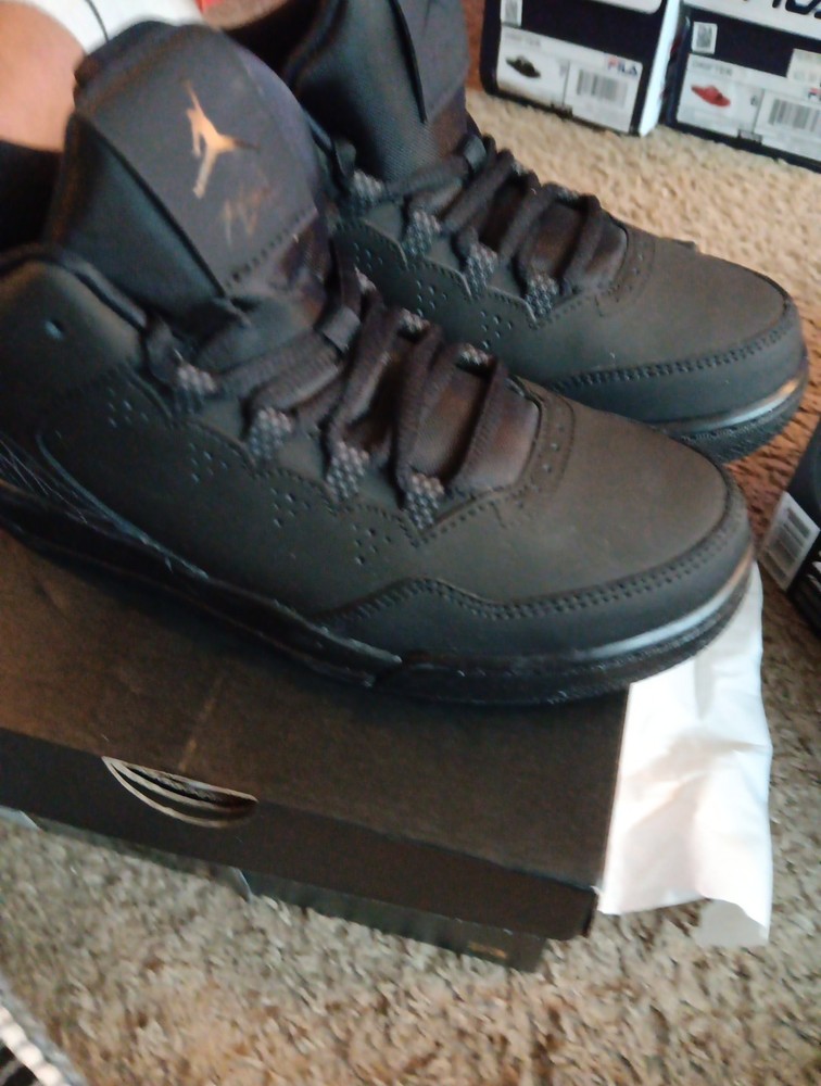 Jordan Flight 2 Black Kids Size 2.5