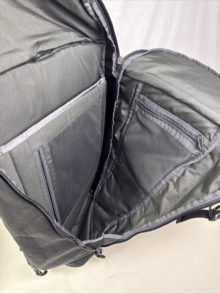 Thule Enroute Backpack 23L Black/Grey