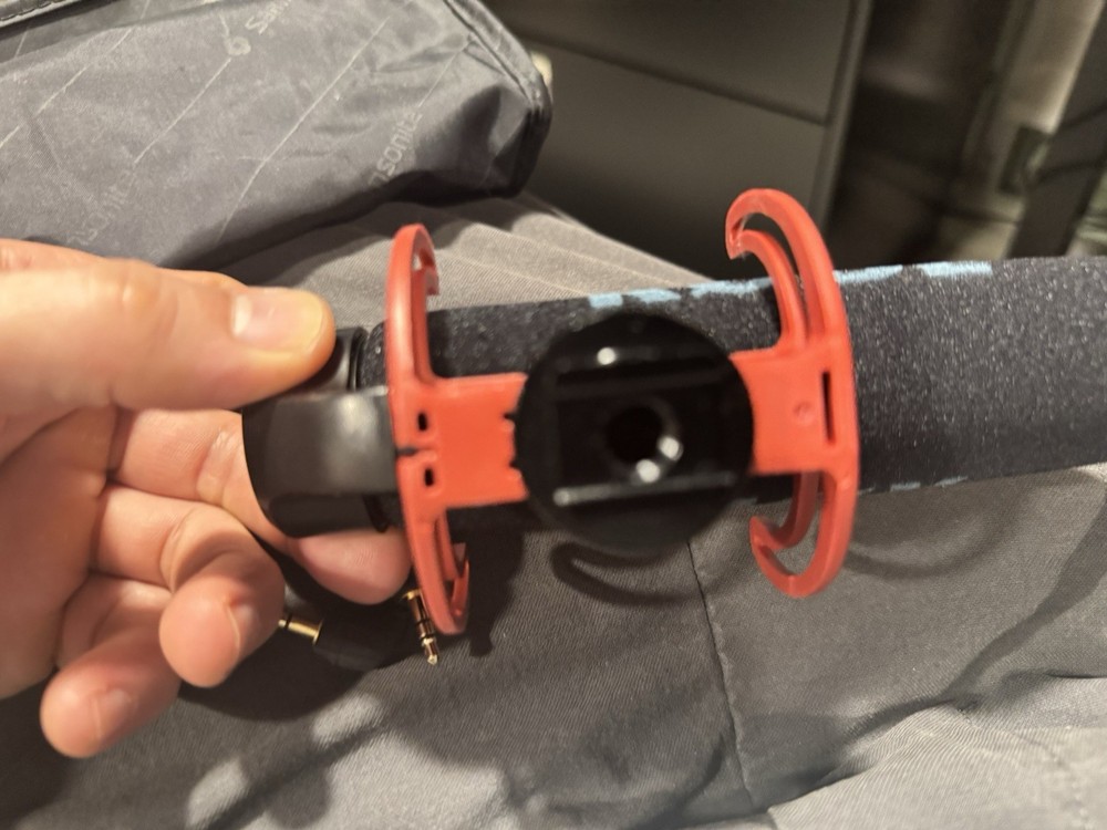 Rode VideoMic GO Lightweight On Camera Microphone