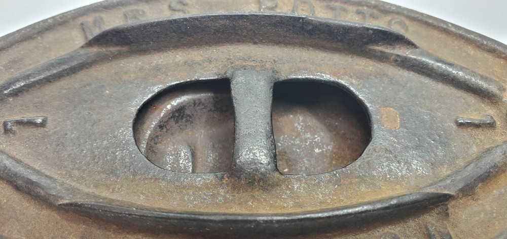 Mrs Potts. Sad Iron #1 One Base