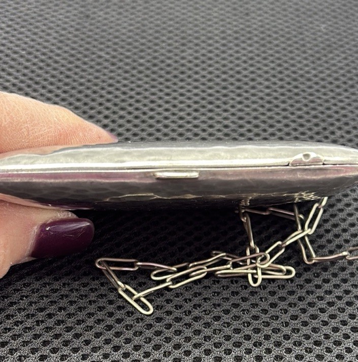 Vintage Hammered Silver Coin Compact Purse with Chain Handle (W)