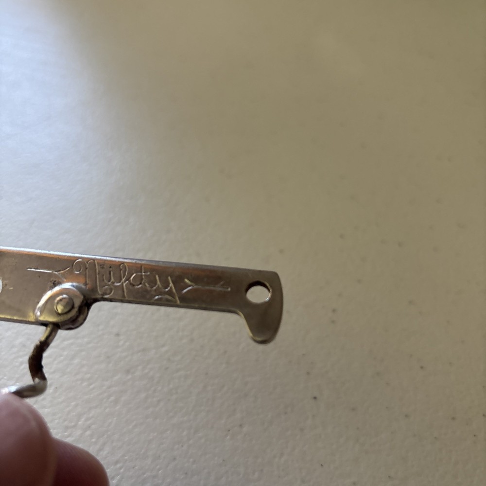 NIFTY CORK SCREW BOTTLE OPENER