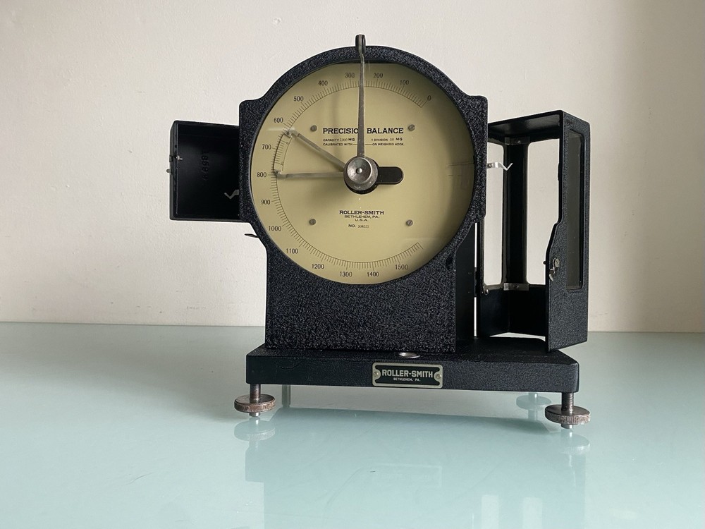 Roller-Smith Precision Balance No. 508221 & Original Wood Case