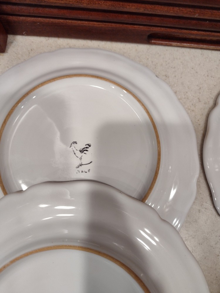 4 Salad Plates Shield Pattern - Made In Italy