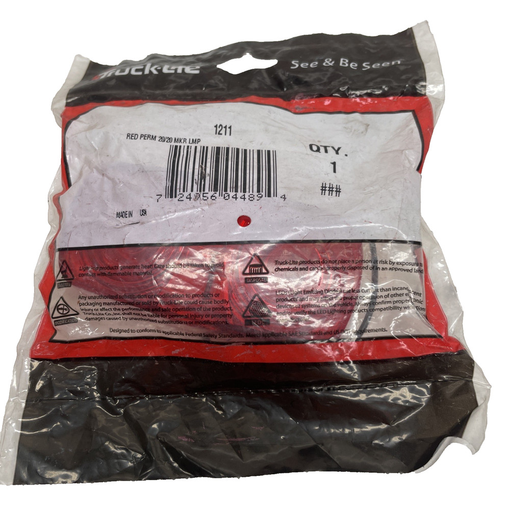 Truck-Lite  1211  Red Rectangular Lamp