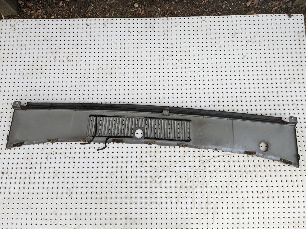 1987-1992 740 Volvo Sedan Front Cowl Vent Panel