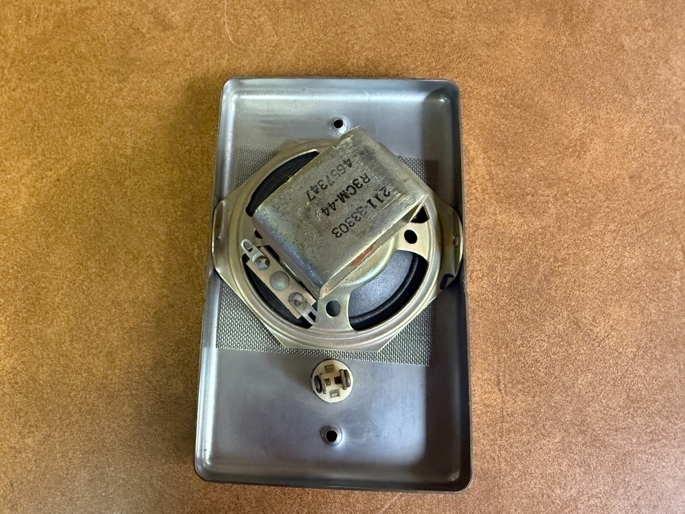 3J45B Intercom Station