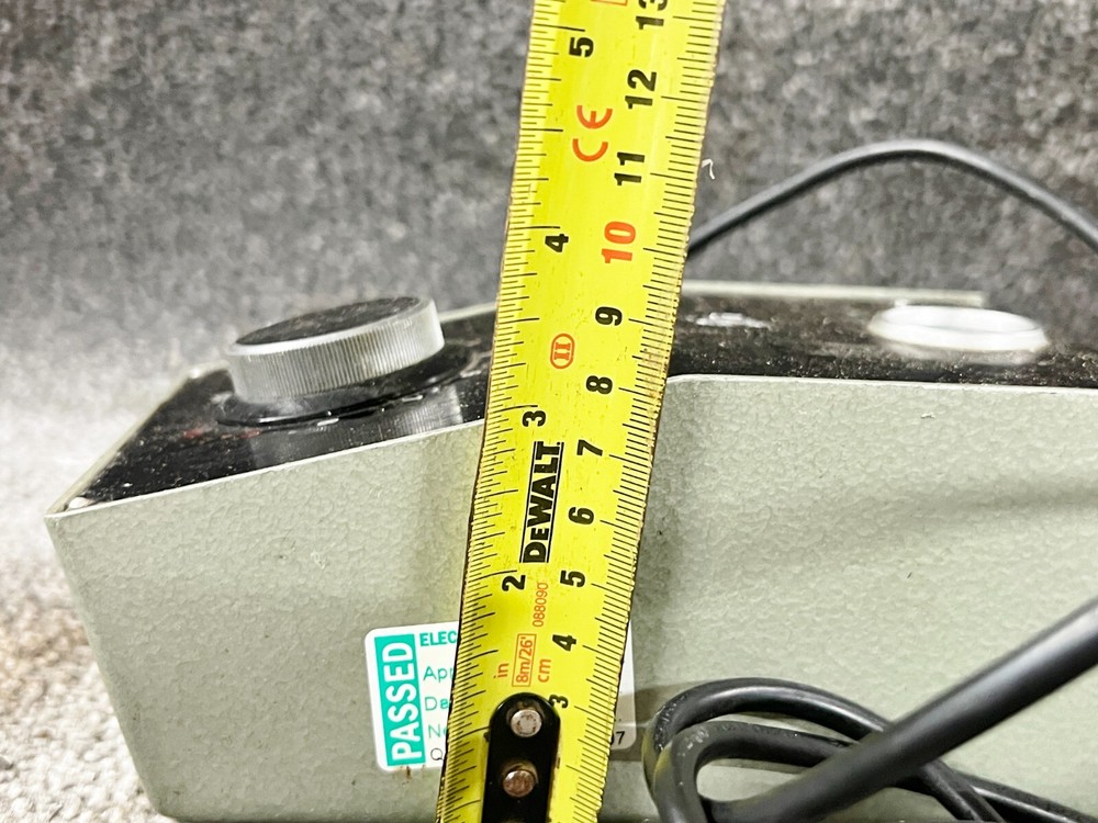 VINTAGE VICKERS INSTRUMENTS SCIENTIFIC EQUIPMENT MACHINE UNKNOWN USE