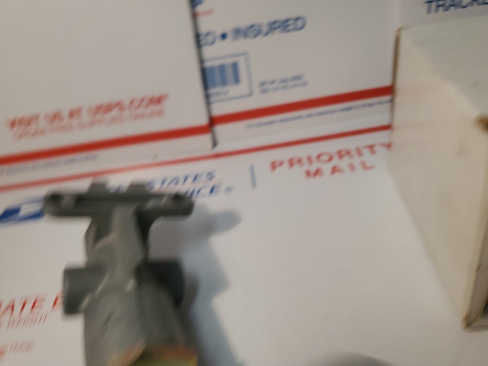 BENDIX-TW-3 CONTROL VALVE 288264 NEW, G2