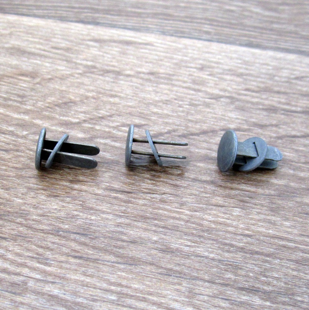 WW2 german helmet split pins. REPLICA FWW42!