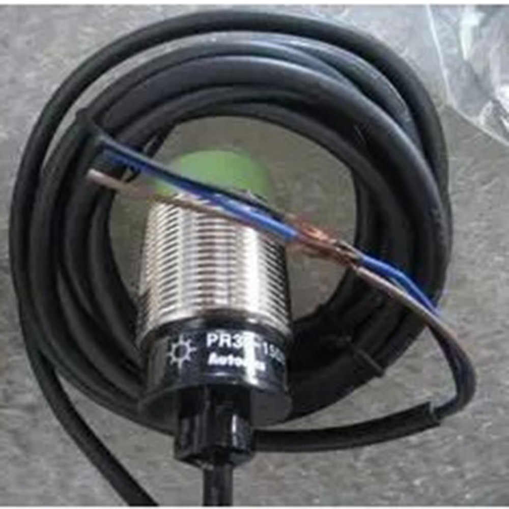 Autonics PR30-15DP2 Proximity Sensors Inductive PNP