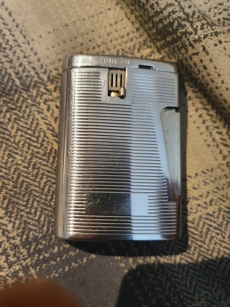 Ronson Varaflame Comet Cigarette Lighter metallic horizontal stripes serviced