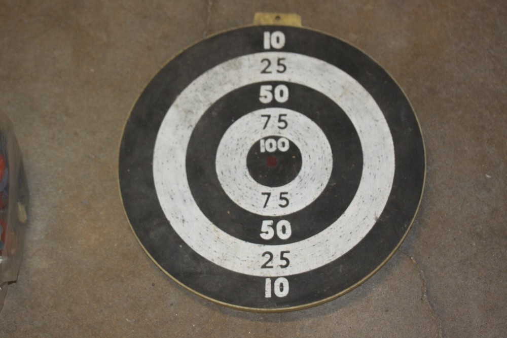 Dart Board Vintage