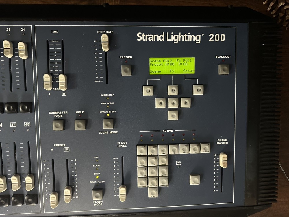 Strand Lighting 200 24/48 Panasonic Portable Control Console 24 Effects