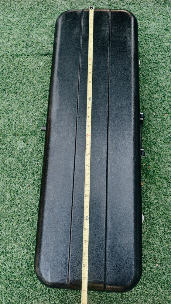 EASTMAN CA450 4/4 VIOLIN CASE WITH STORAGE FOR BOWSACCESSORY COMPARTMENT Excelle