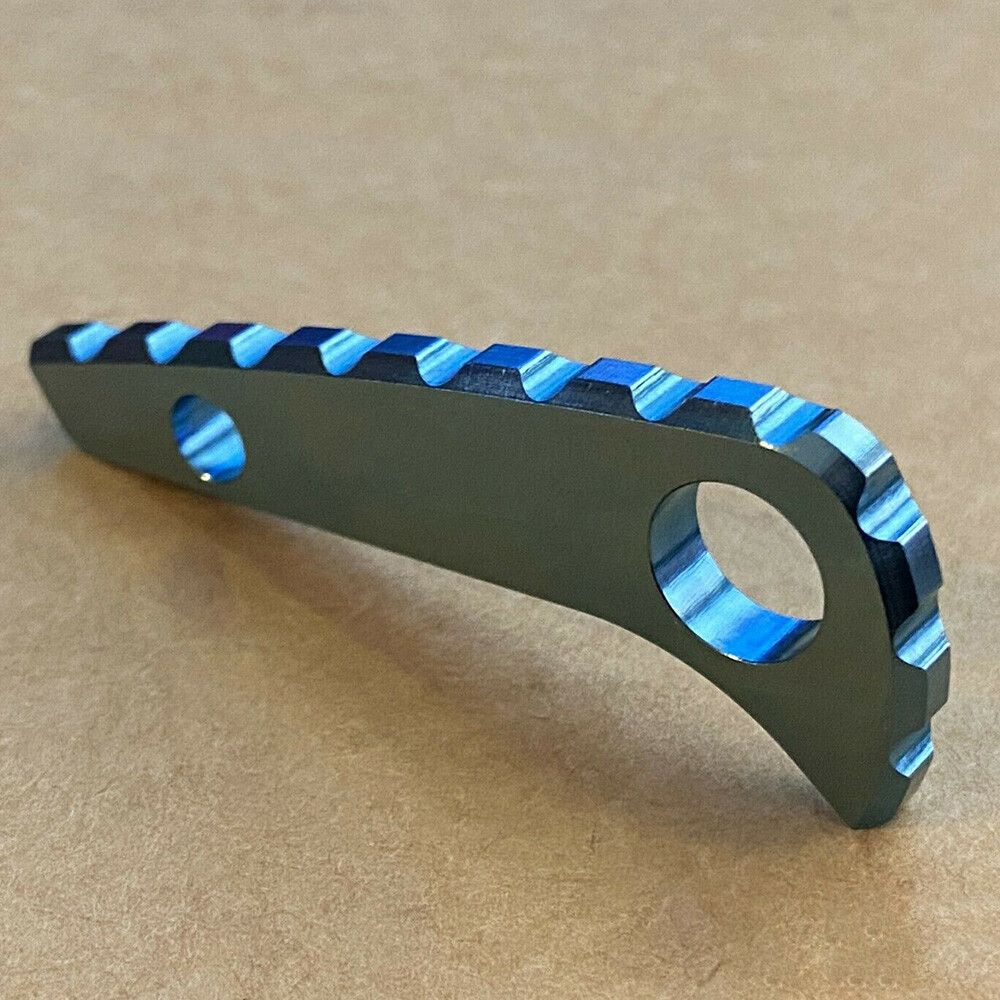 Blue Anodized Titanium Back Spacer for Spyderco Paramilitary 2  (C81) NEW