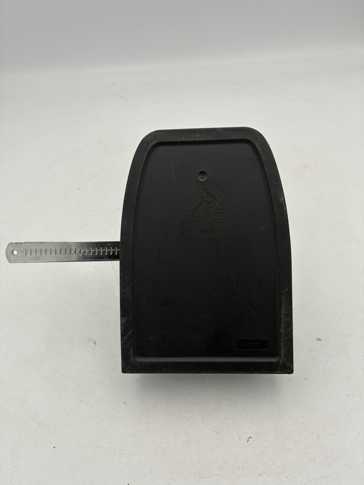 Heavy-Duty 2 Hole Punch 20 Sheets