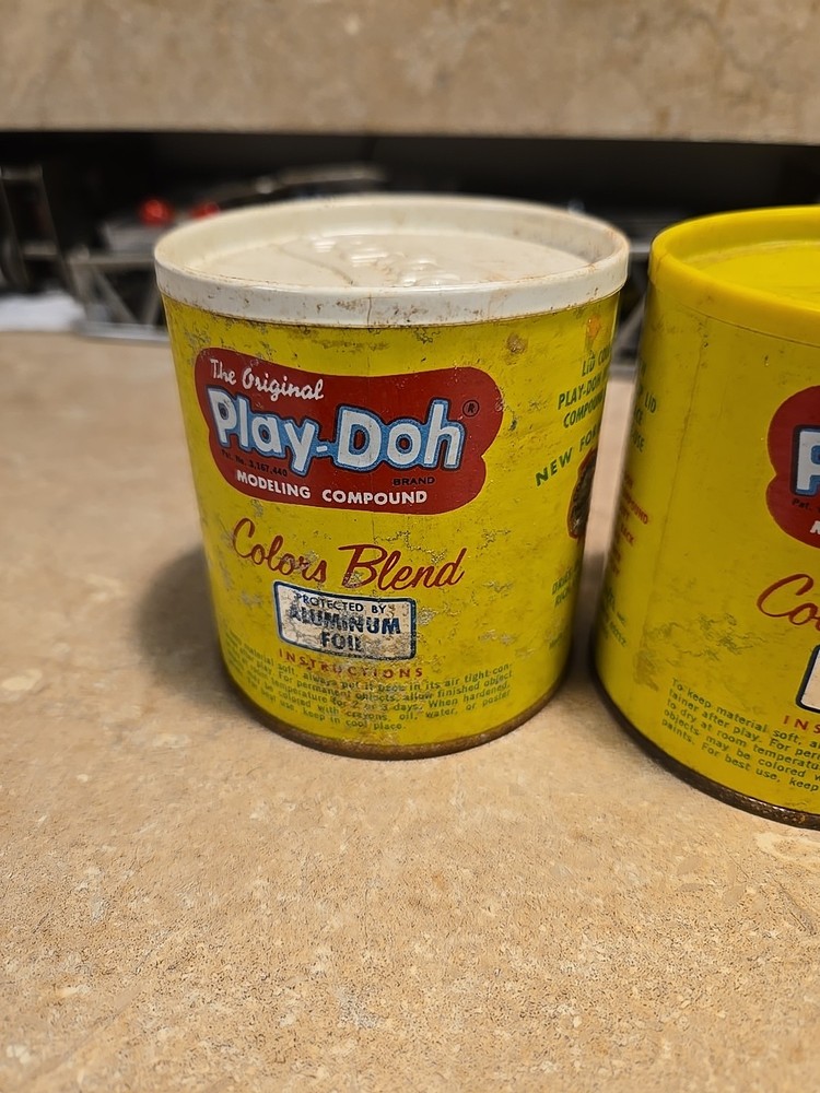 4 Vintage 1965 Play Doh Cans