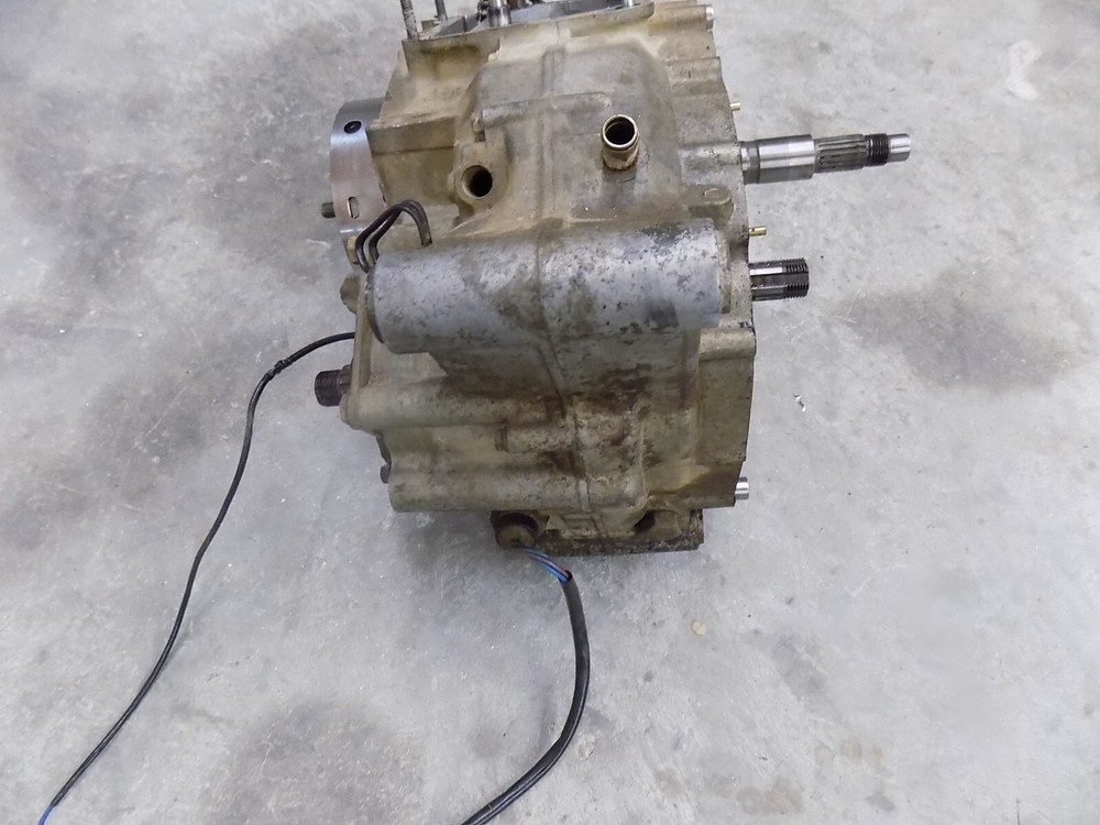 2004 SUZUKI QUADRUNNER LT 160 ENGINE/ MOTOR BOTTOM END/ ENGINE CASES LT160