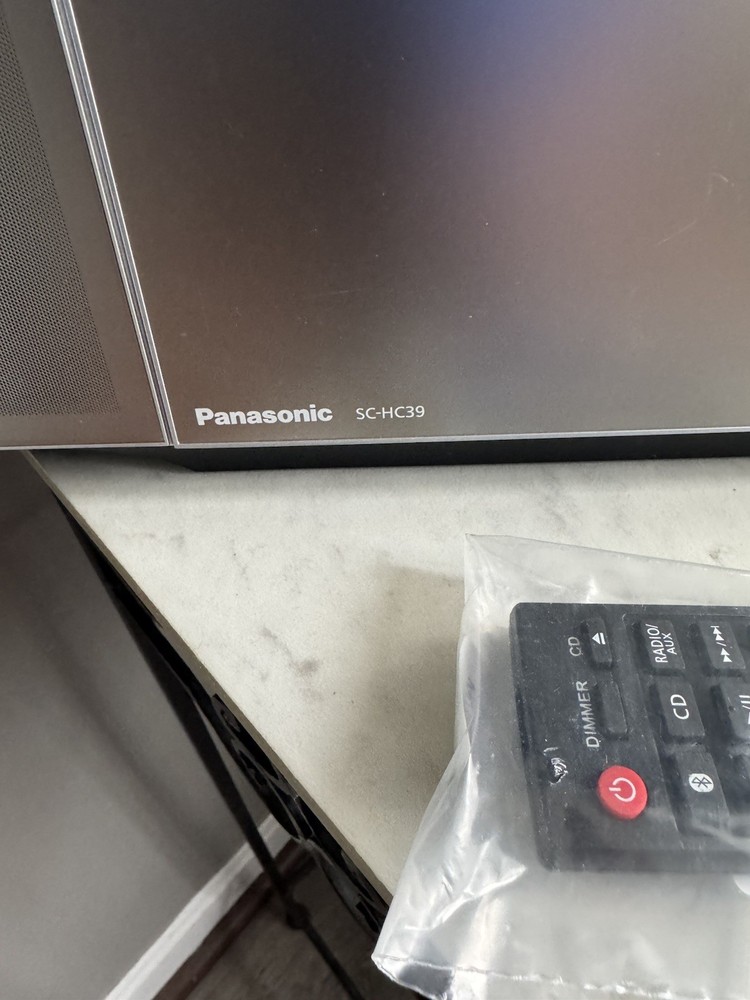 Panasonic SC-HC39 Micro Home Audio Sound System Bluetooth + Remote TESTED WORKS