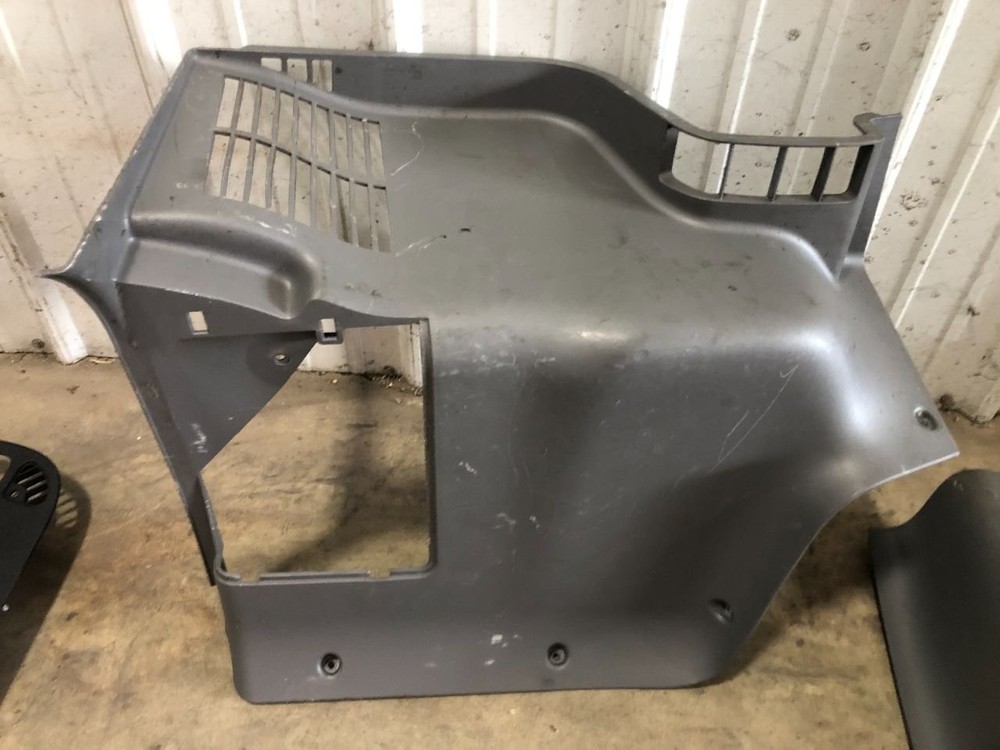 2008-2027 Peterbilt 365 TRIM OR COVER Dash Panel - Used