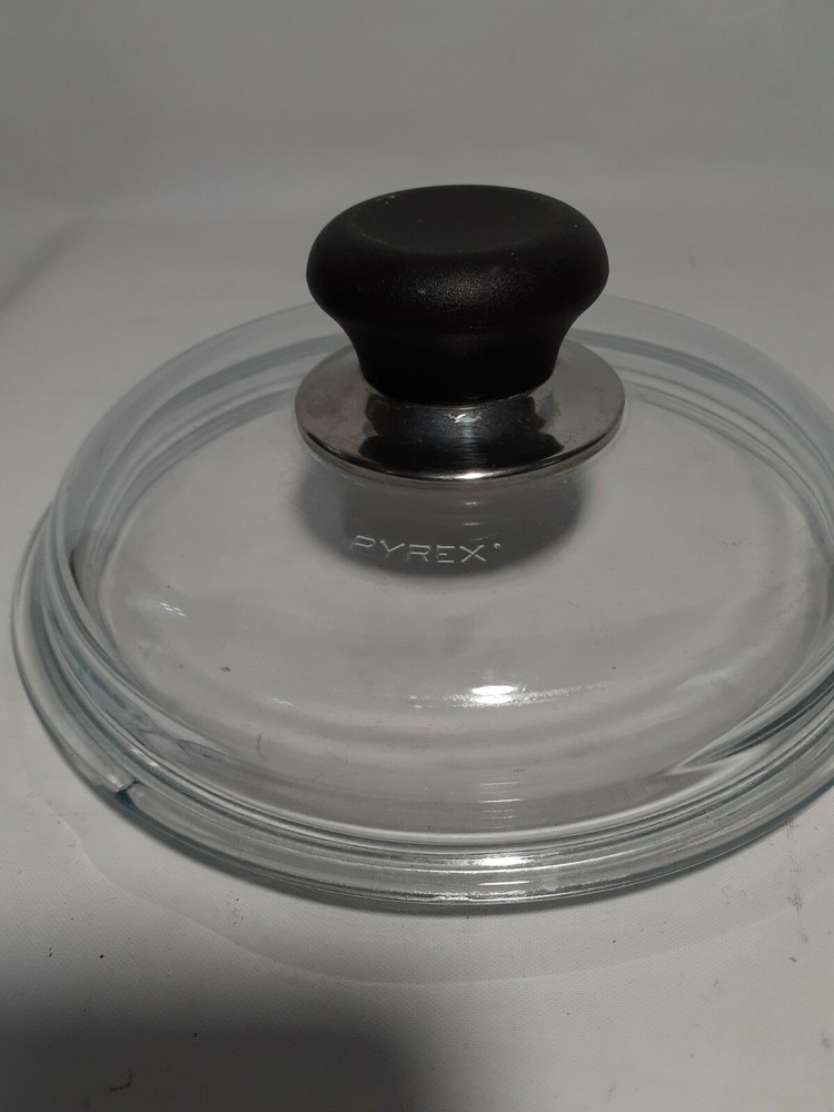 Pyrex Clear Lid With Black Handle, 6.25" Lip, 6.5 O.D.