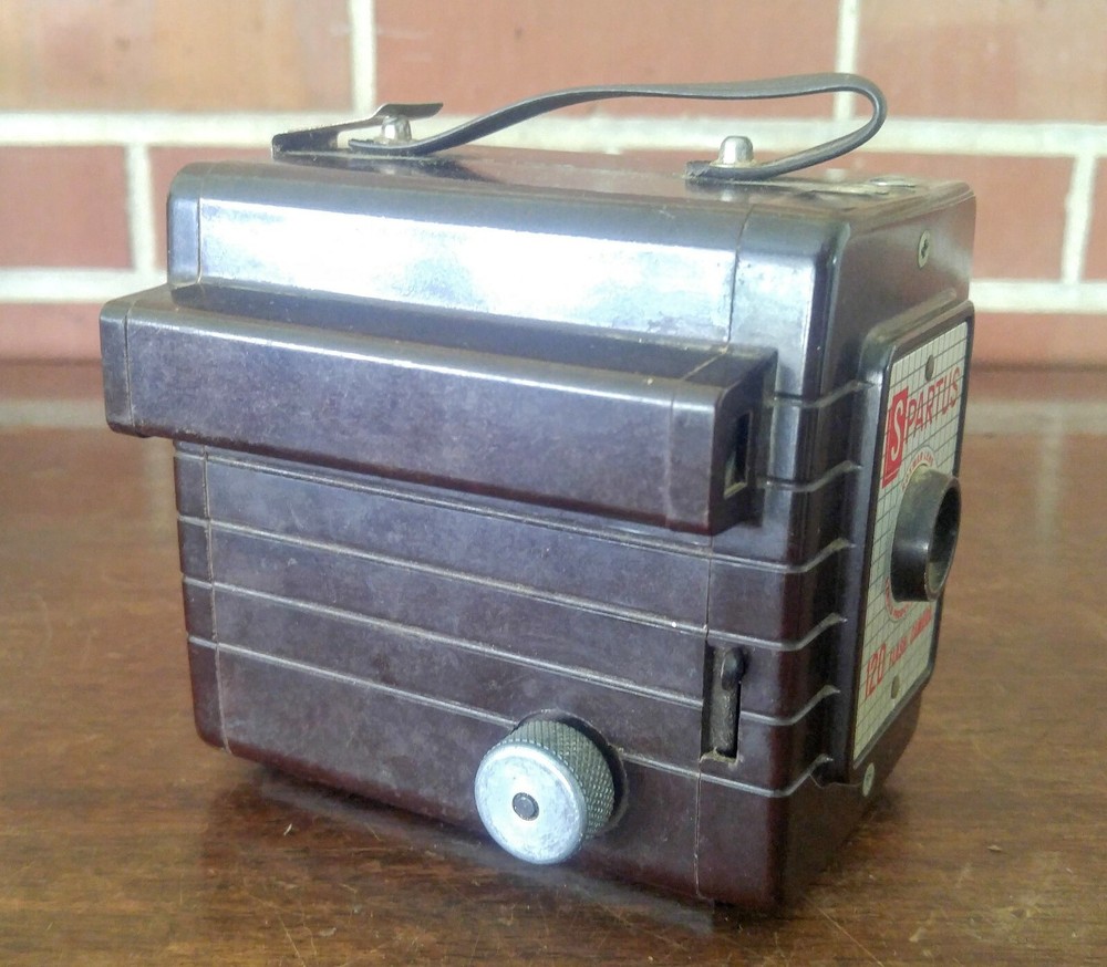 Vintage Spartus 120 Synchronized Flash Camera With Original Box