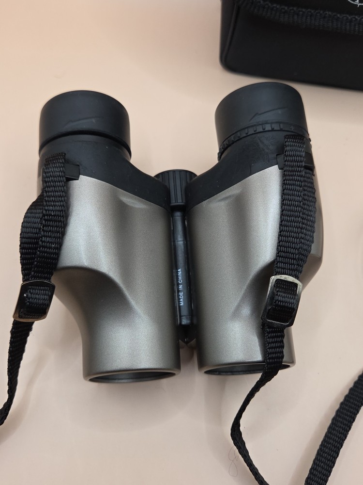 10x25 TRIUMPH EAGLE OPTICS BINOCULARS w/ Black Canvas Belt Case