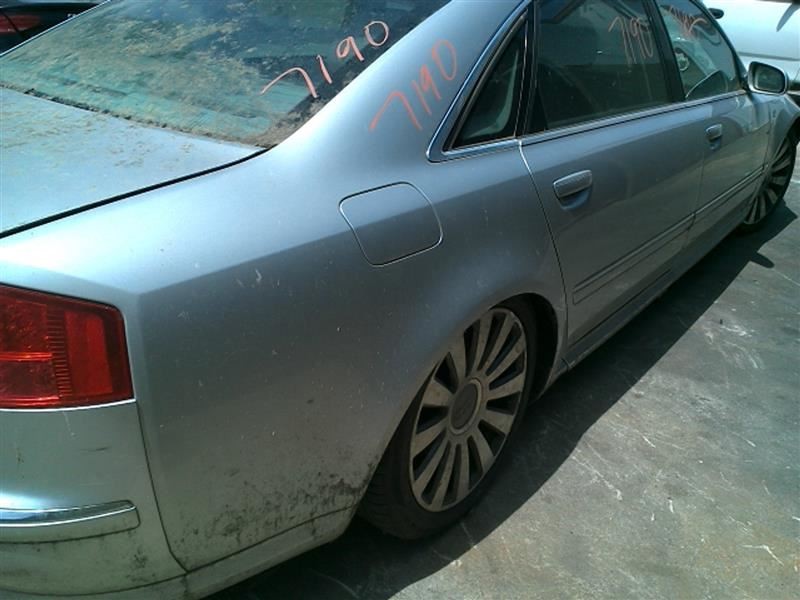 2003 - 2004 Audi A8 - Radio Receiver Module - 4E0035541