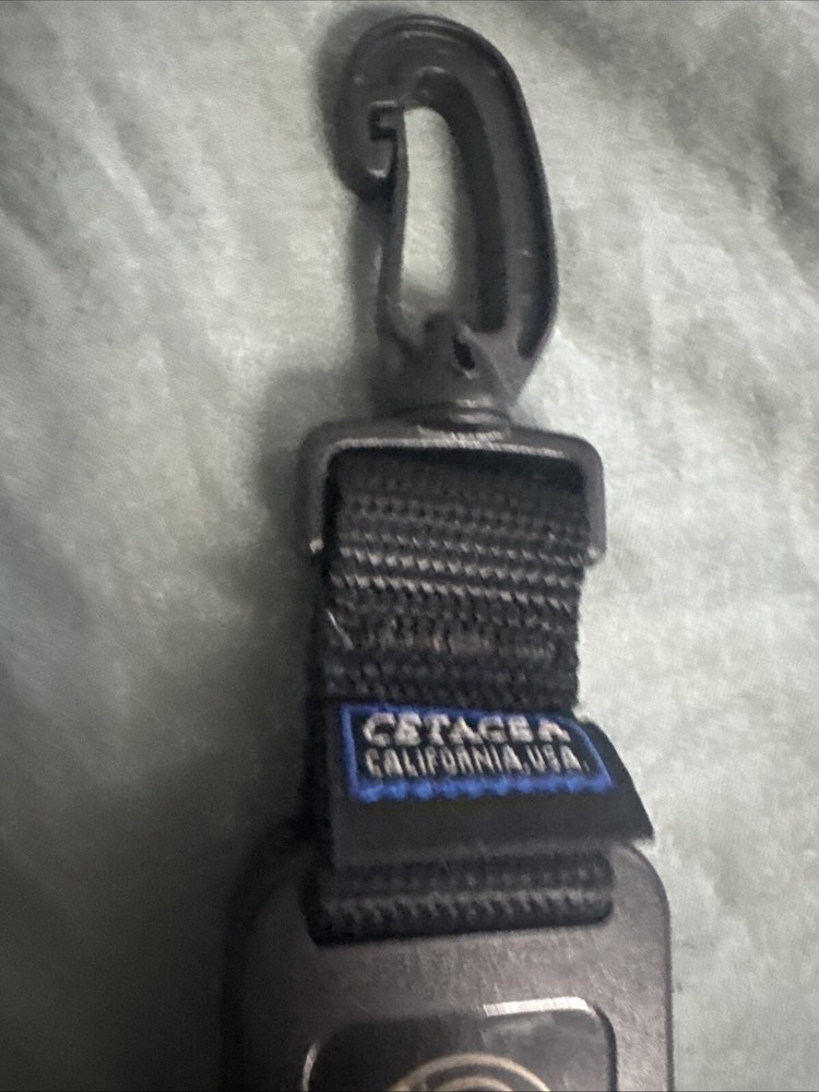 CETACEA SCUBA GUAGE RETRACTOR High Force