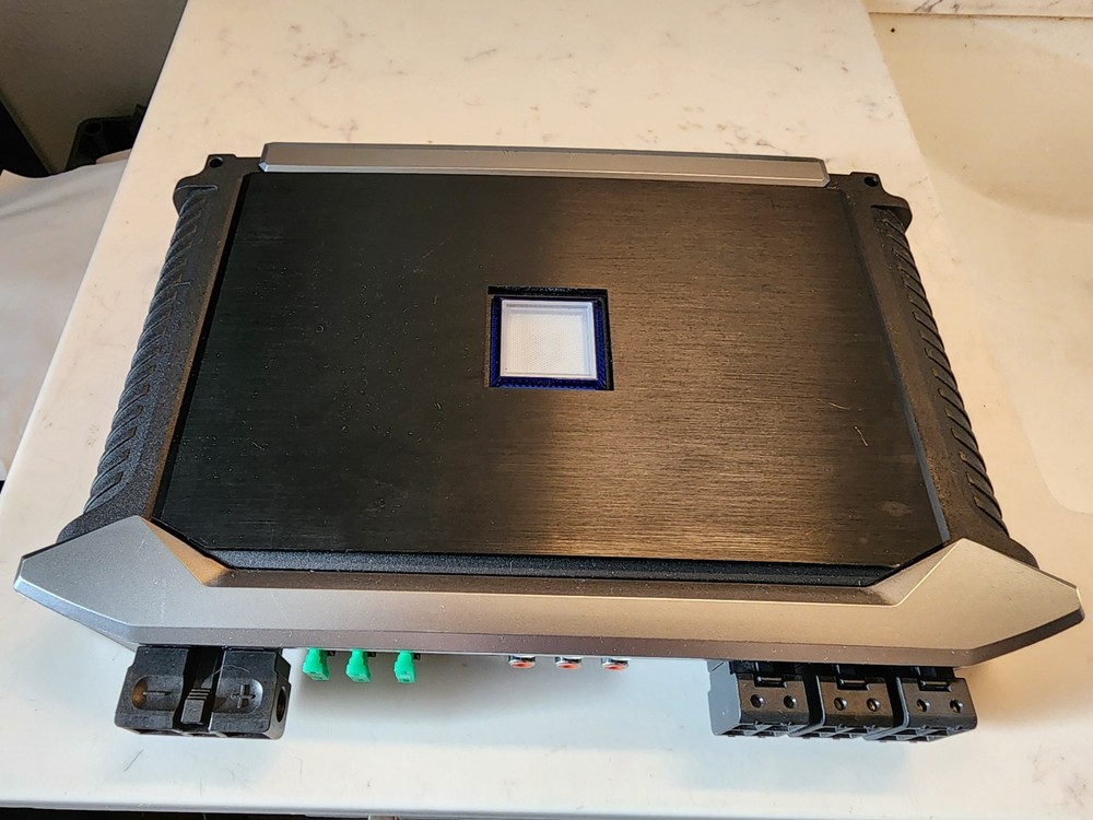 Alpine X-A90v 5 channel amp