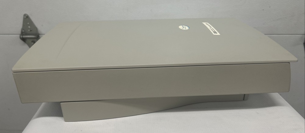 Hewlett Packard Hp HP C7190A Scanjet 5200c Scanner - Powers On