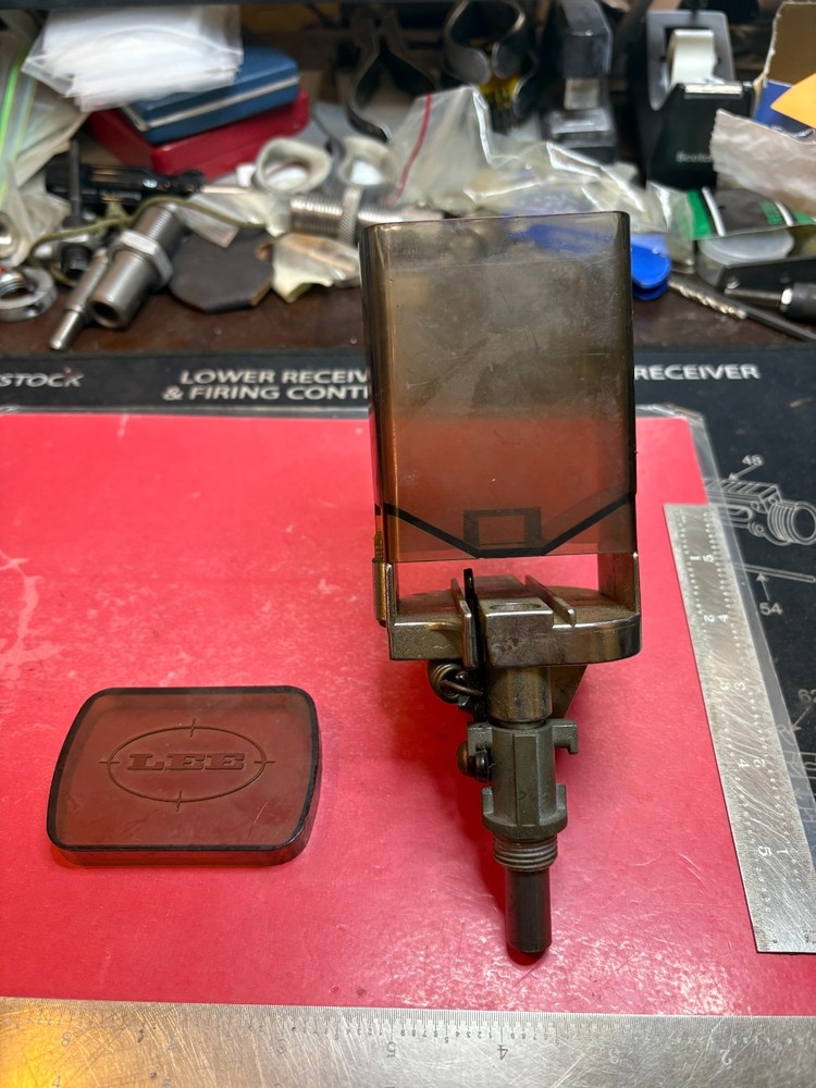 Lee AUTO Disk Powder Measure Lot#106