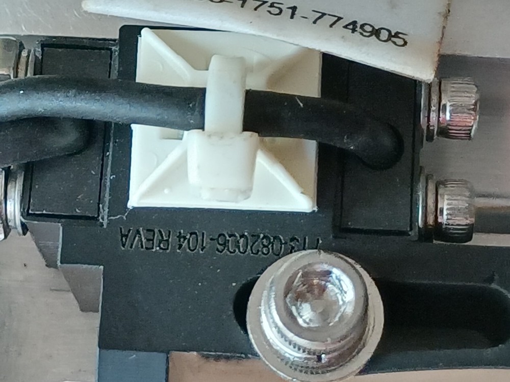 lam 715-067400-100A with encoder AMETEK 43H4A-2.33-072