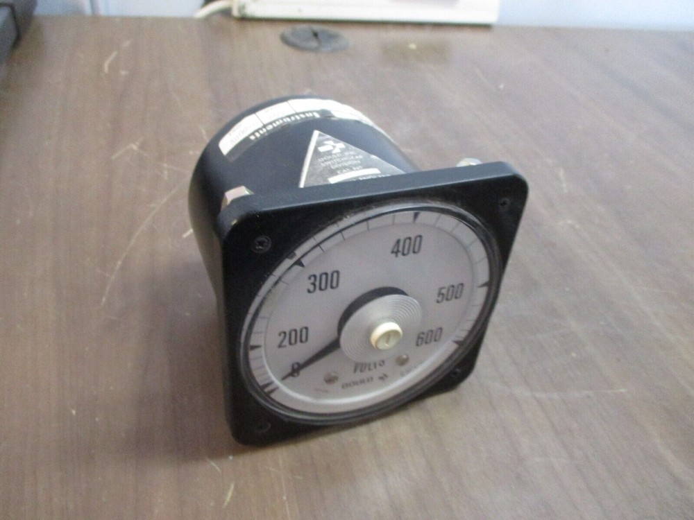 Crompton / Gould Type 077-08 AC Voltmeter VA RSSJ Range: 0-600V Used