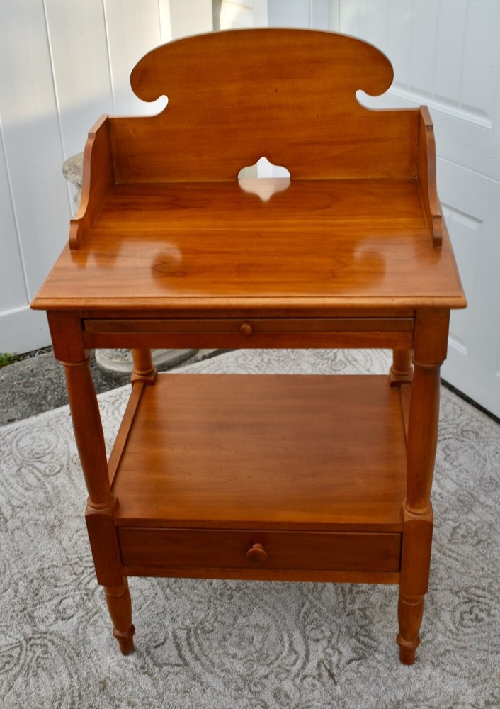 Vintage Lexington Solid Cherry Americana Stand/Table w/Pull-Out & Drawer