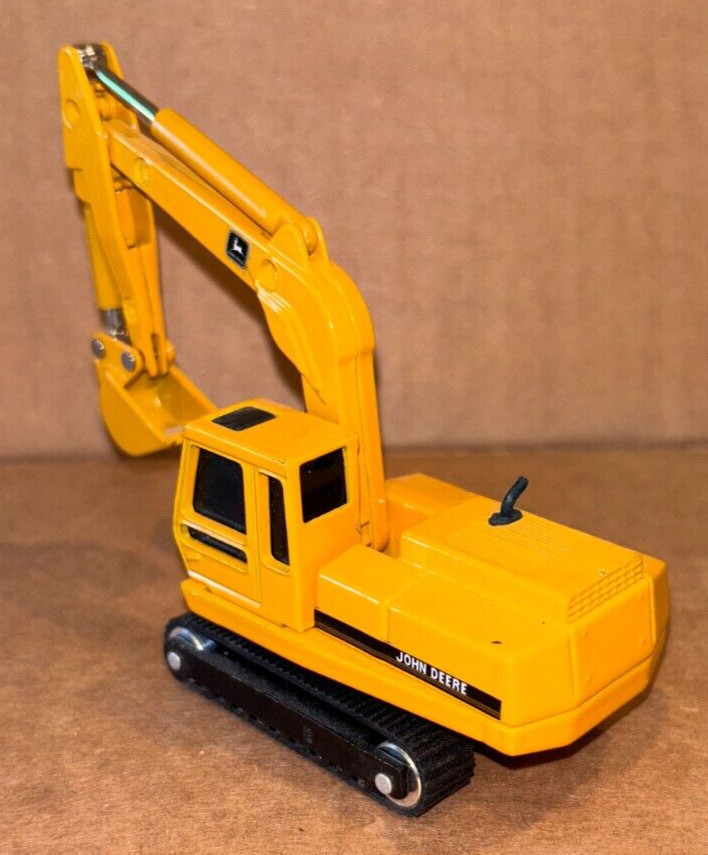 Ertl Diecast, JOHN DEERE EXCAVATOR