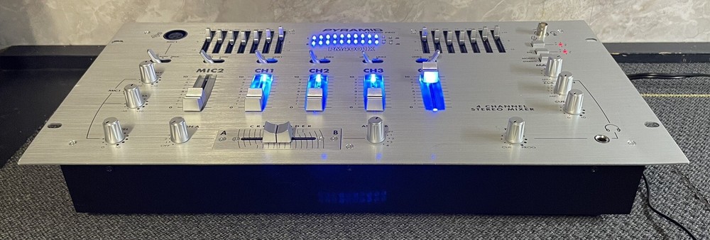 Pyramid Studio Pro Model PM4001X Mixer