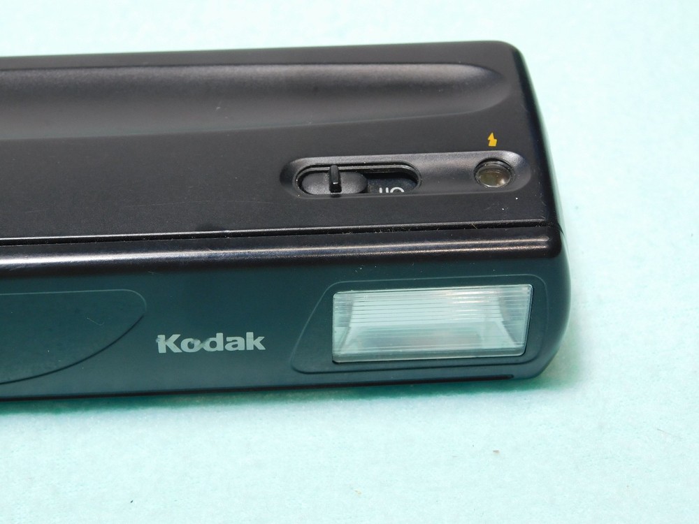 Vintage Kodak Star 110 Camera in Good Condition. Untested