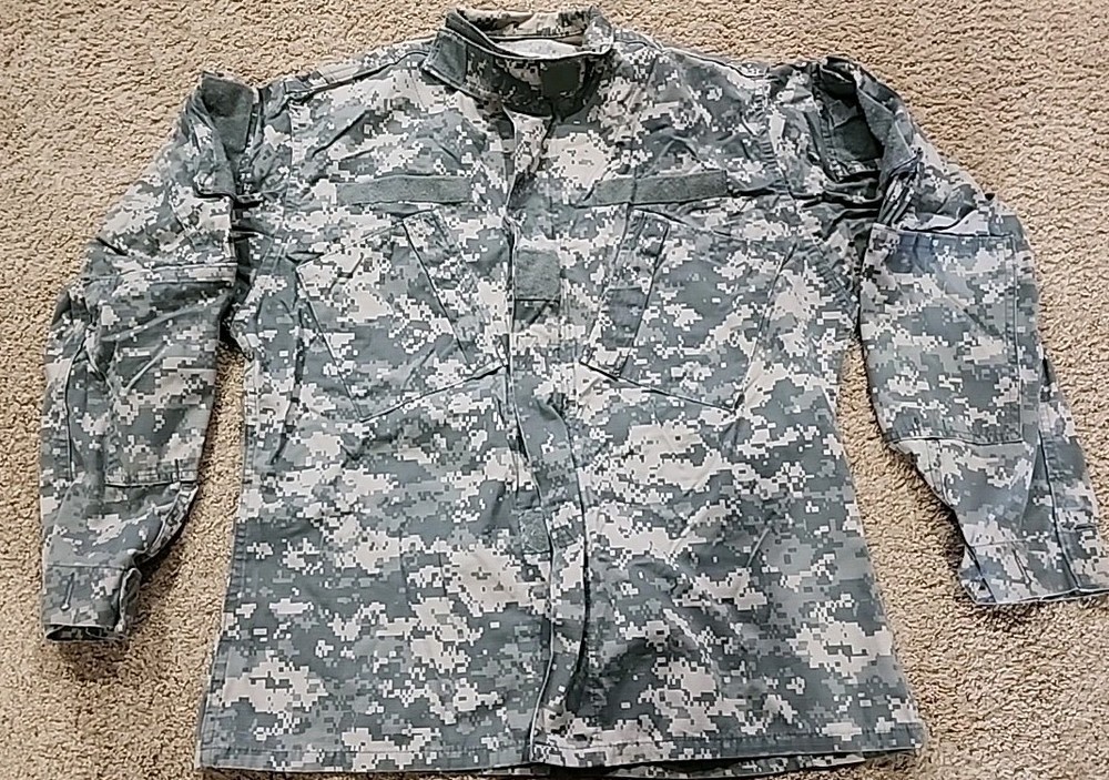 US Army Digital Camo ACU Combat Uniform! Medium-Regular! Ships Same Day!