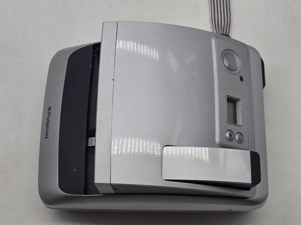 Polaroid One 600 Instant Film Camera - Silver - 100mm Focus Range 2 FT