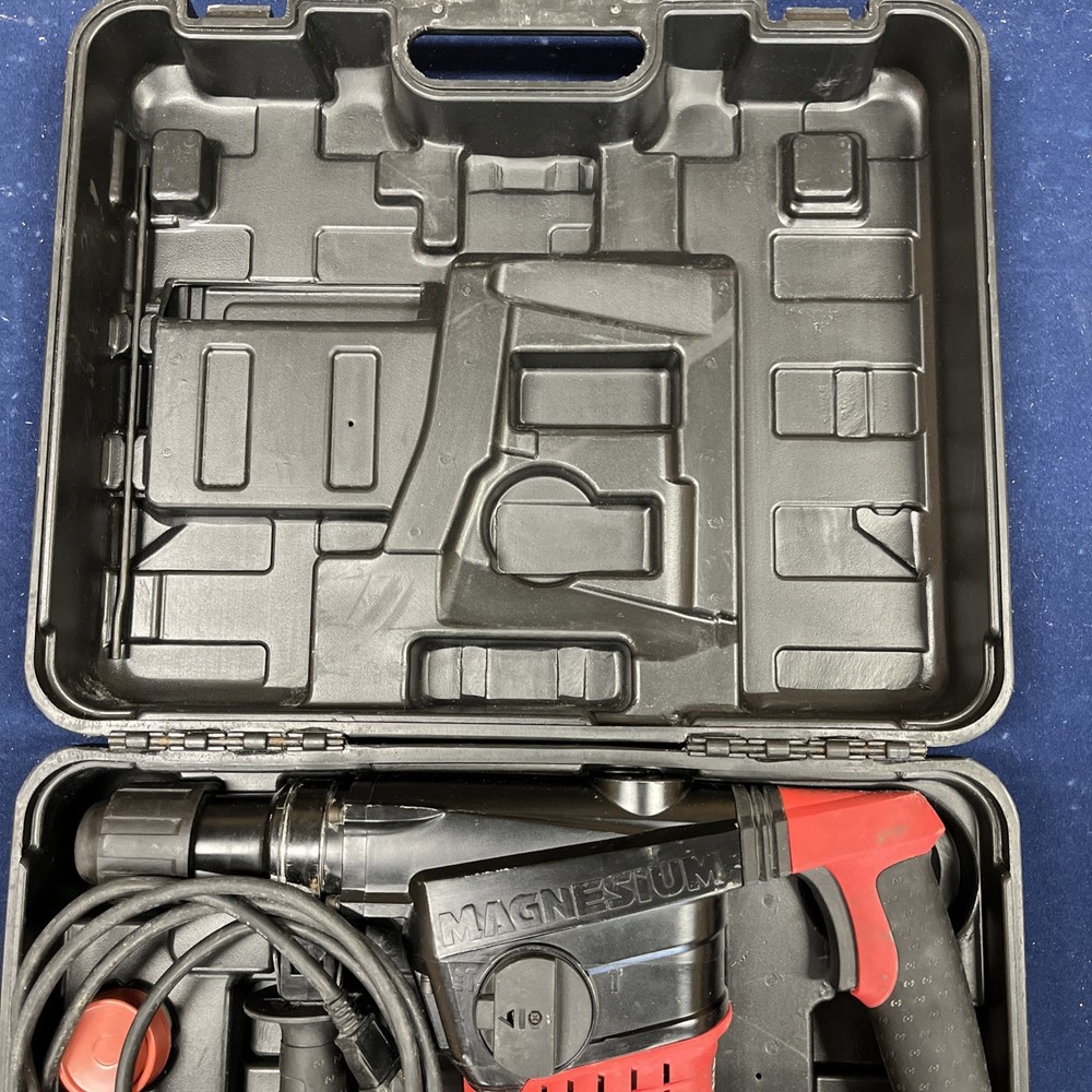 Bauer Tools 1643E-B Corded Electric Variable Speed Rotary Hammer Drill SDS Max