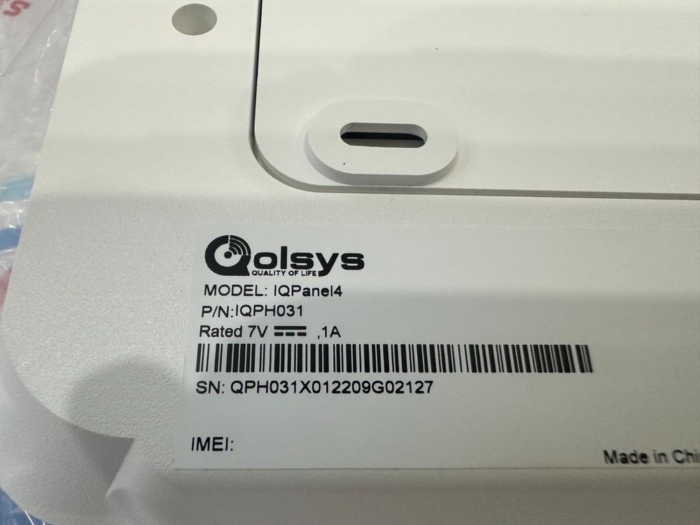 Qolsys IQ Panel 4 Wireless Smart Home Security Panel ( Battery Needs Replaced )