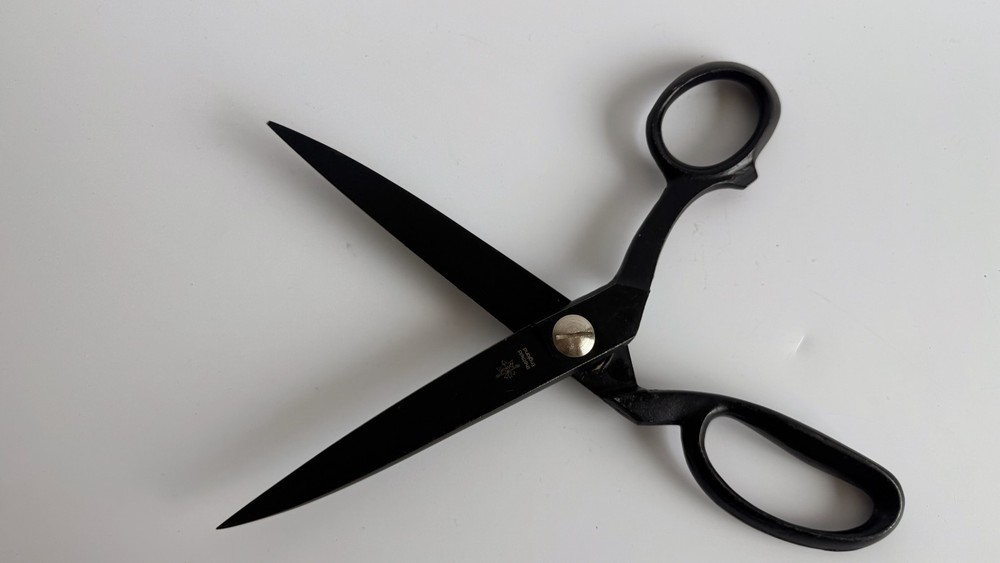 WILKINSON Shears, Black, made in Sheffield England BEST MADE CO.
