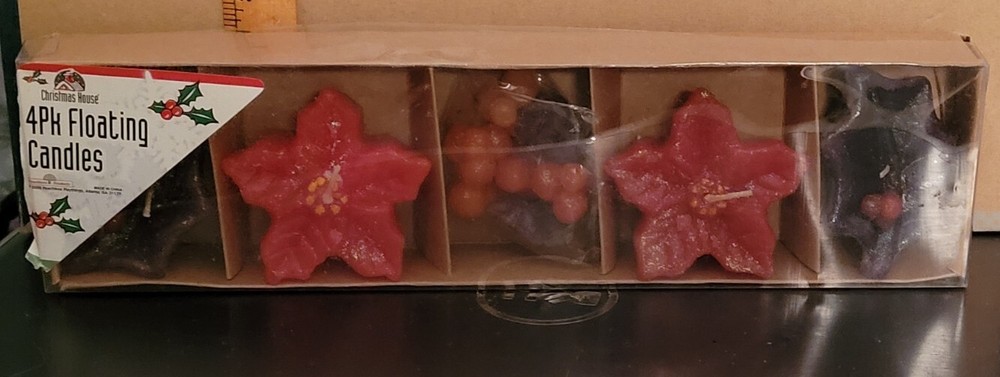 Unused 4 Pack Floating Christmas Candles In Original Box