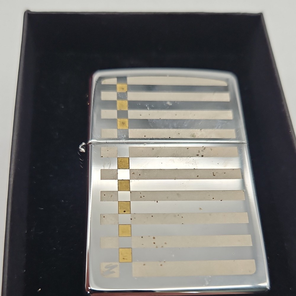 Zippo Lighter - Jewelry-Style Design