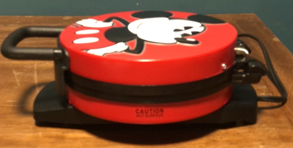 Red Disney Intertec DCM-12 Mickey Mouse Electric Non-Stick Waffle Maker
