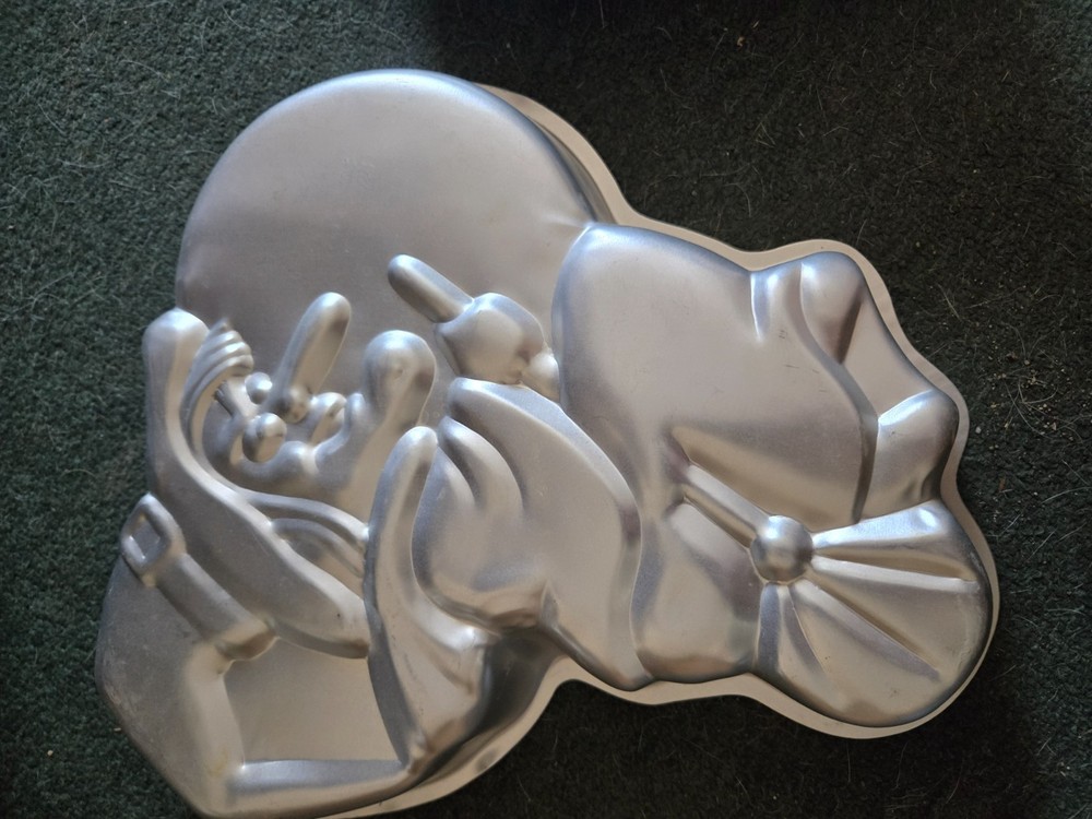 wilton vintage character cake pans